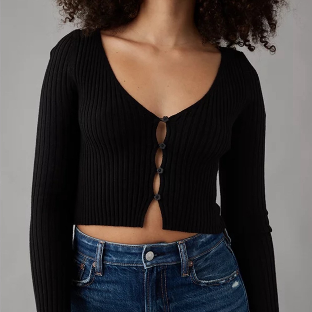 american eagle black cropped sweater, size xs